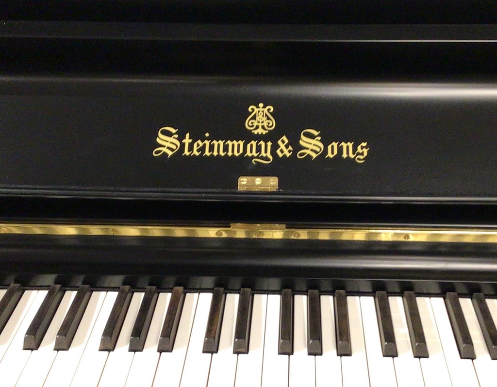 Steinway Klavier, gebraucht