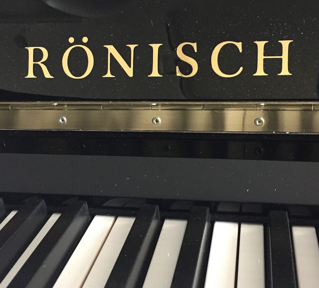 Rönisch Klavier