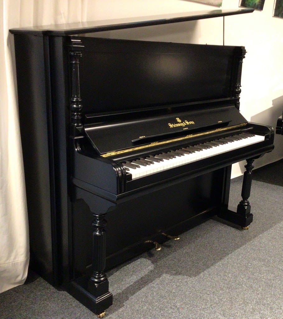 Steinway Klavier