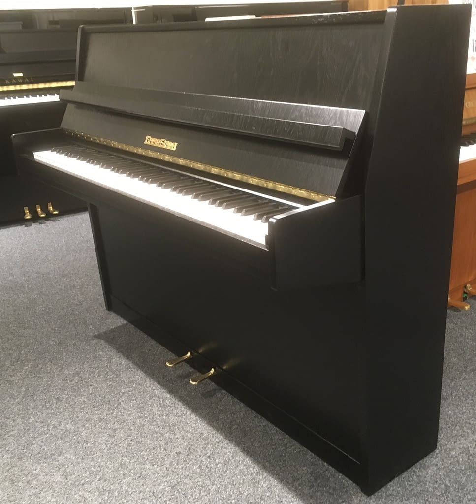 Grotrian Steinweg Klavier in schwarz